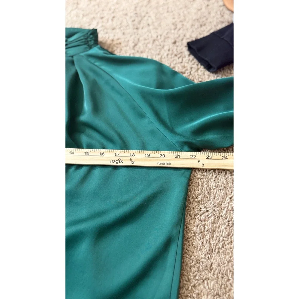 Tess Paris-Milano Emerald Green Satin Mock Neck Ruched Cuff Blouse Vintage HH23 - Picture 3 of 6